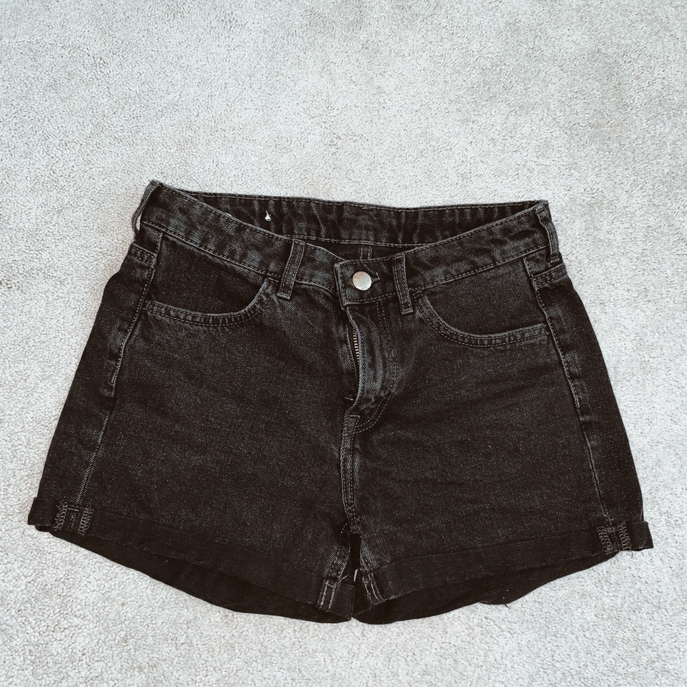 H&M denim shorts, size: 4